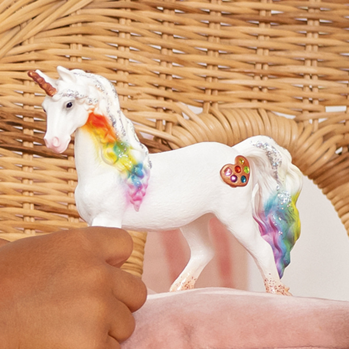 Schleich bayala 70726 Rainbow Unicorn Mare