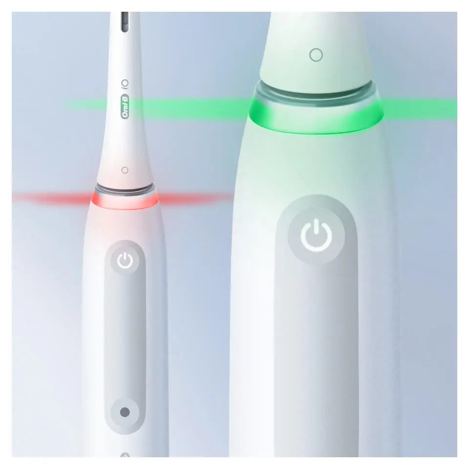 Oral-B iO Series 4 Quite White + case