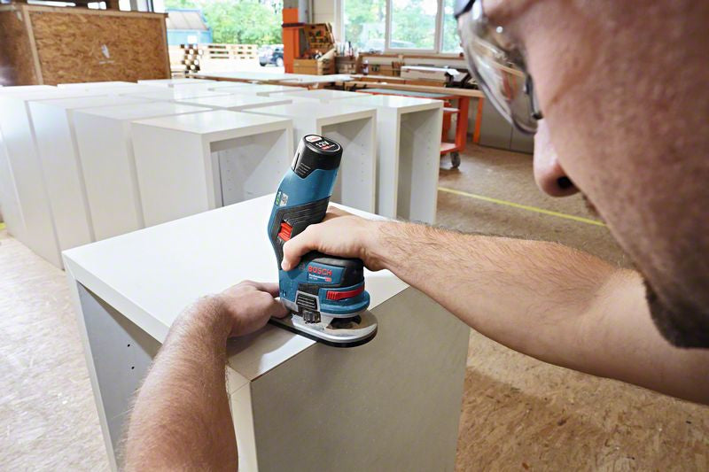 Bosch GKF 12V-8 Cordless Router