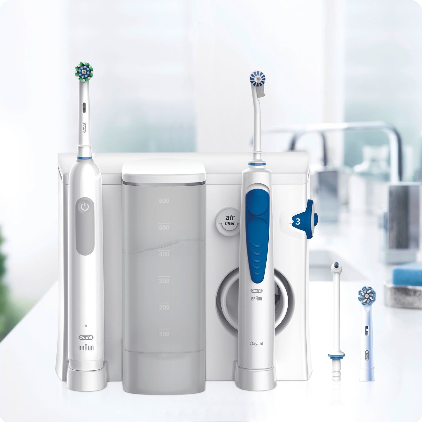 Oral-B Center OxyJet Oral Irrigator + Oral-B Pro 1