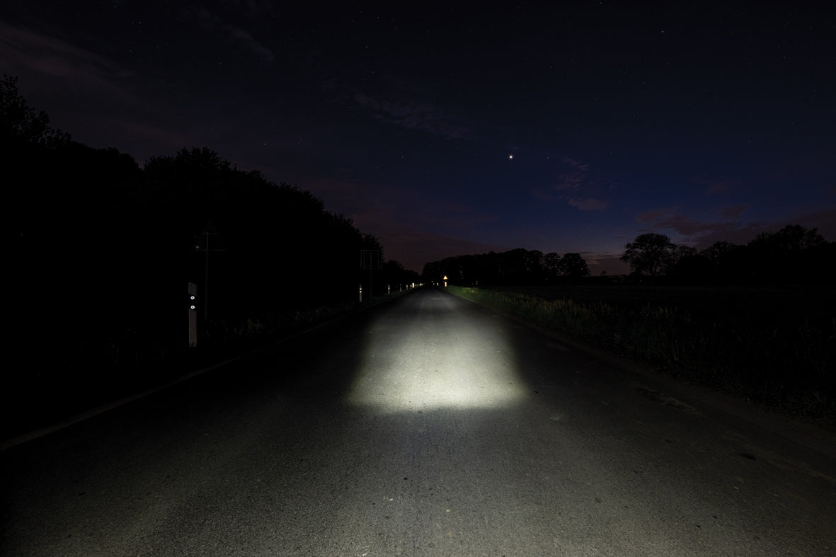 Koplamp Axa Dwn Front 30 Lux  - USB-C oplaadbaar