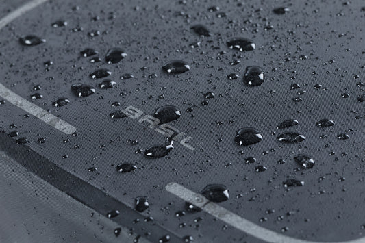 Fietsrugzak Basil Urban Dry Backpack 18 liter 27 x 16 x 45 cm - mat zwart