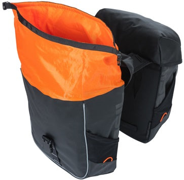Dubbele fietstas Basil Miles Tarpaulin 34 liter 34 x 16 x 43 cm - zwart/oranje