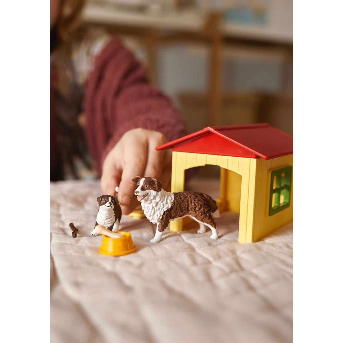 Schleich Farm World     42573 Doghouse