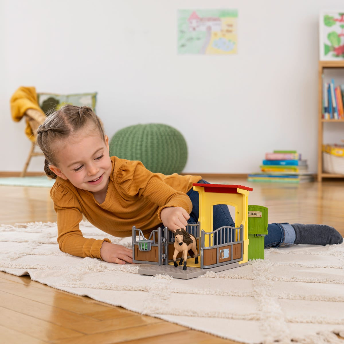 Schleich Farm World     Pony Box with Iceland Pony Stallion 42609